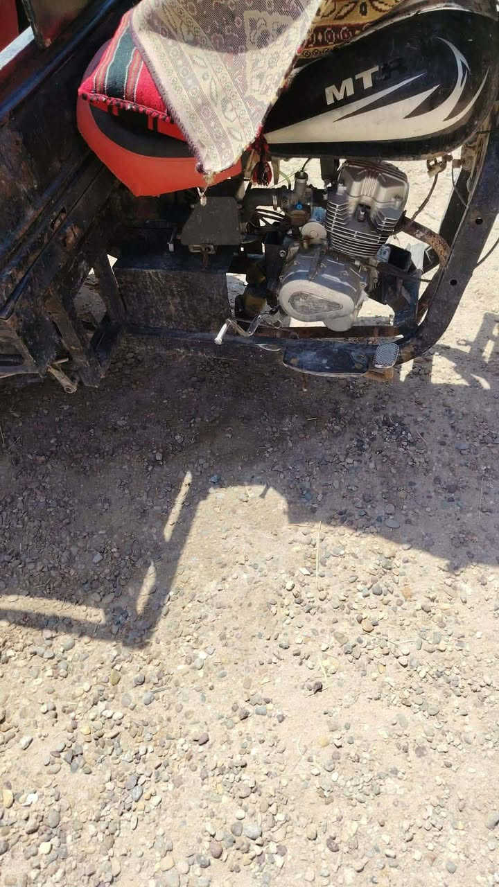 البيع كلك كلك كلك سعره ٧٥٠ وبيه مجال شراي يجي خاص ***********
