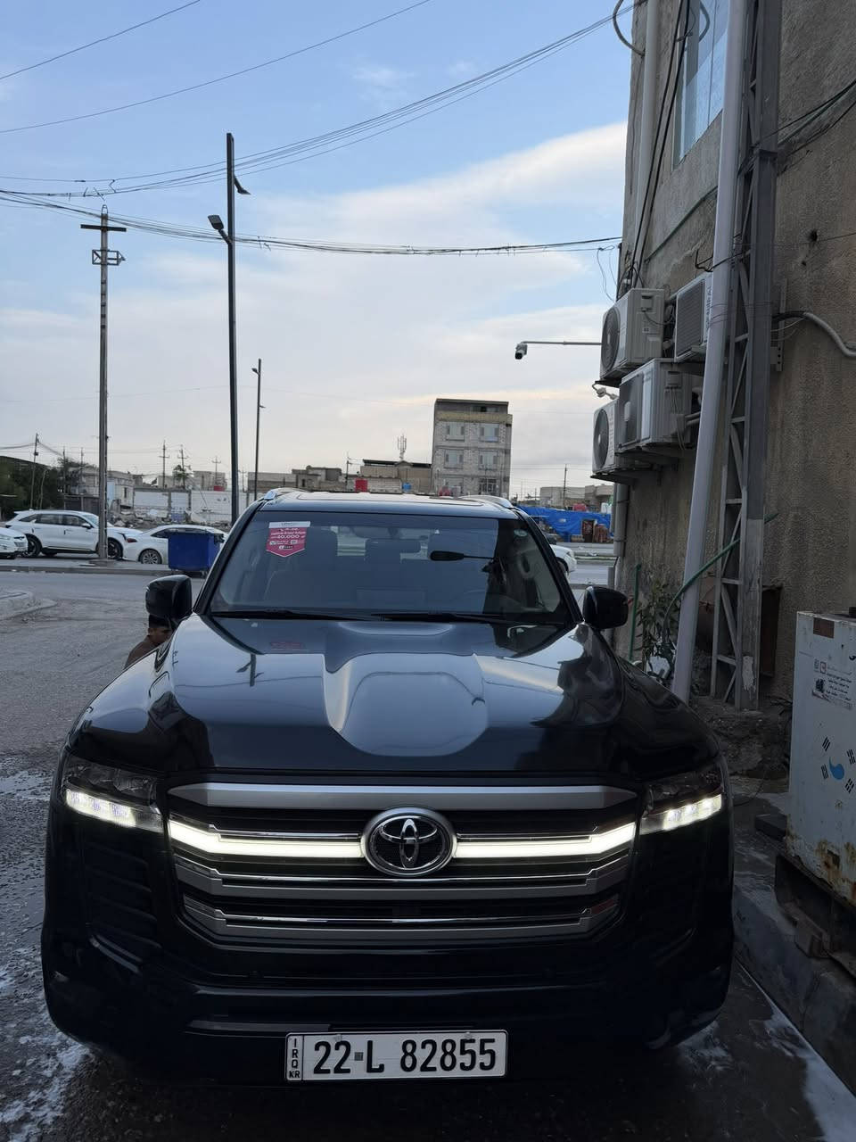 السلام عليكم
لاندكروز 2023
مغلفه ppf
ماشيه 24 الف
مكفوله كفاله عامه
تنفس طبيعي
مكاني بصره
***********
