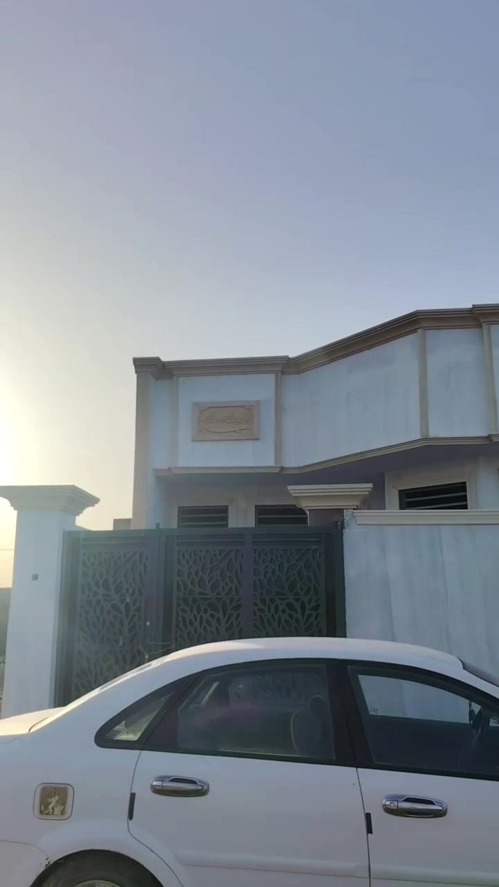 بيت للبيع كوت حي الحكيم شارع الوائليه مساحه 200 متر ركن علئ 3 شوارع باقي بيه المسات بسيطه فقط


**إذا كنت صاحب هذا الإعلان وتريد حذفه لأي سبب، رجاءا أرسل رسالة إلى الدعم الفني**