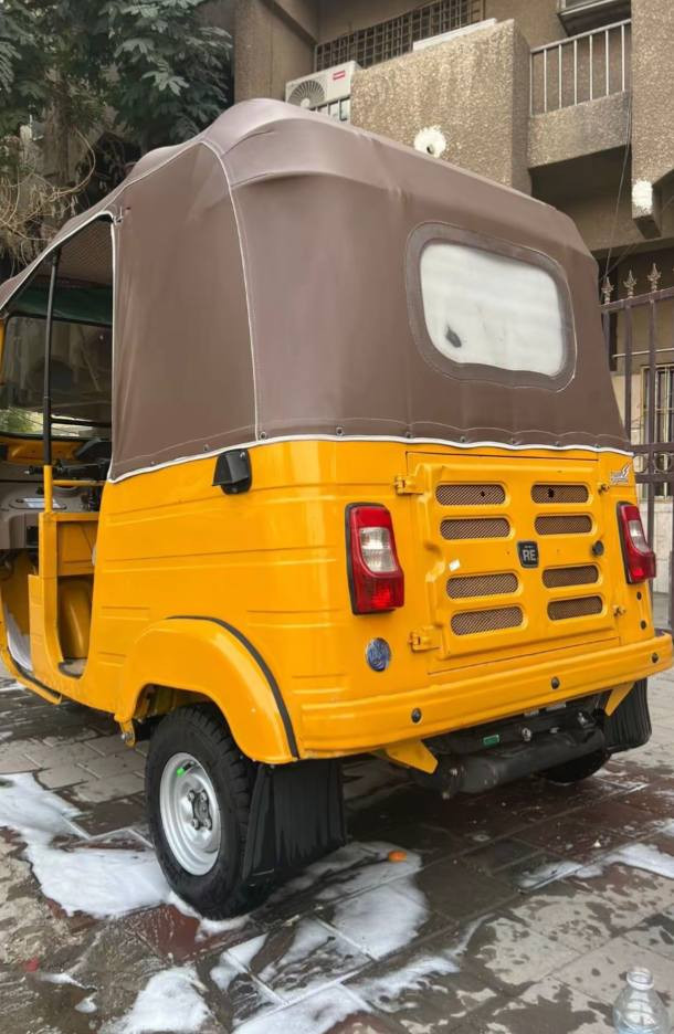 السلام عليكم
تكتك موديل 20 مكفولة مكينة بلادية تخم تايرات جديد تحويل ثاني يوم العنوان حسينية الراشدية ما متواجد فيسبوك للاستفسار الاتصال على الرقم ***********
