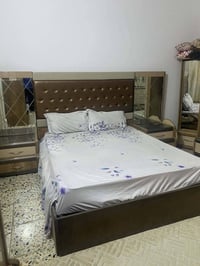 غرفة نوم • للبيع