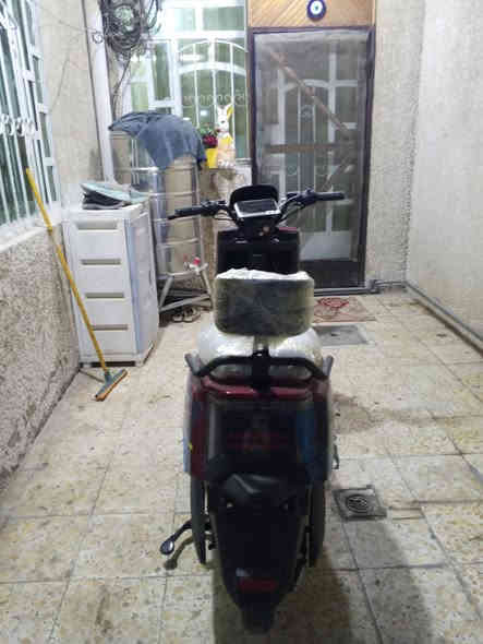 السلام عليكم دراجه شحن جديده كلشش قبل سبوع اخذته وطلعت بيه مرتين ل سوك 😂😂 السعر ٧٥٠ وبيها مجال
*********** بغداد الزعفرانيه
