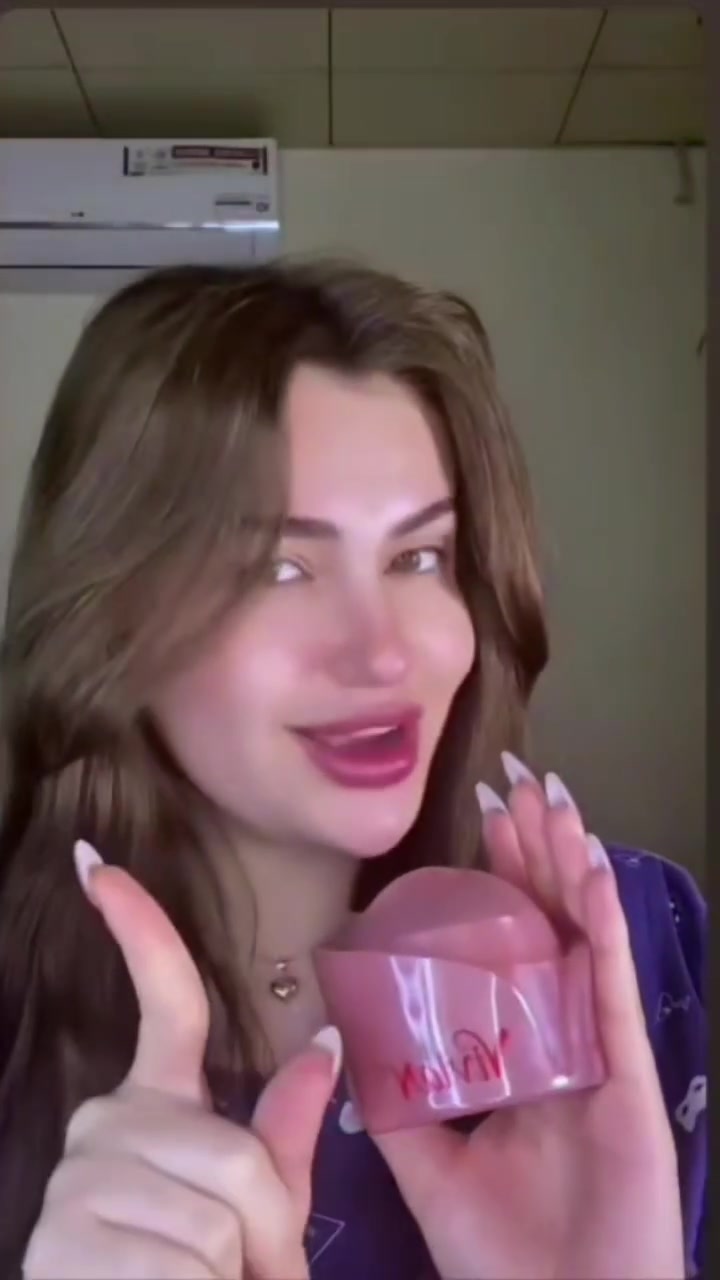 بشرتج تعبانة وباهتة؟ 🥺
كريم فيفيان يرجع النضارة واللمعة الحلوة بوجهج بأمان وبدون أي تحسس.
الكمية محدودة، راسلينا للحجز 🏃‍♀️💨


**إذا كنت صاحب هذا الإعلان وتريد حذفه لأي سبب، رجاءا أرسل رسالة إلى الدعم الفني**