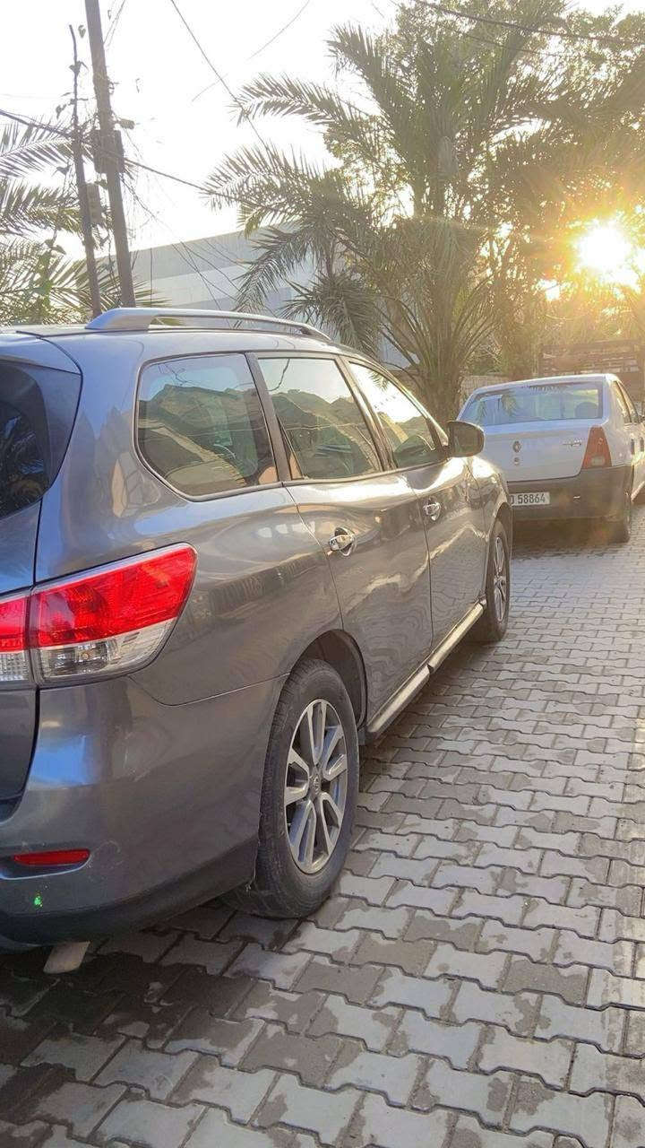 نيسان بافندر موديل ٢٠١٦  وارد امريكي مصبوخ قطع ابيع حزام ضرر بسيط بأمريكا عندي صور الوارد تبريد ثلج تخم تايرت جدد سيارة خير من الله للإستفسار الاتصال على الرقم ***********
