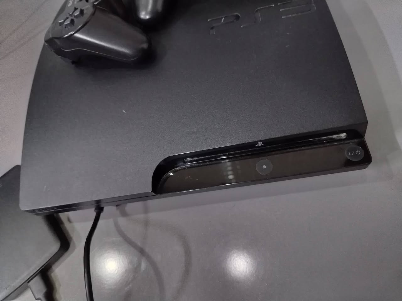 بلي 3 جان مضموم بي 60 لعبه gta وغيرها العاب هواي حلوة
السعر بلاش 125
بغداد الدورة حي الشرطة
عندي توصيل داخل بغداد فقط
معى الهارد
رقمي ***********
