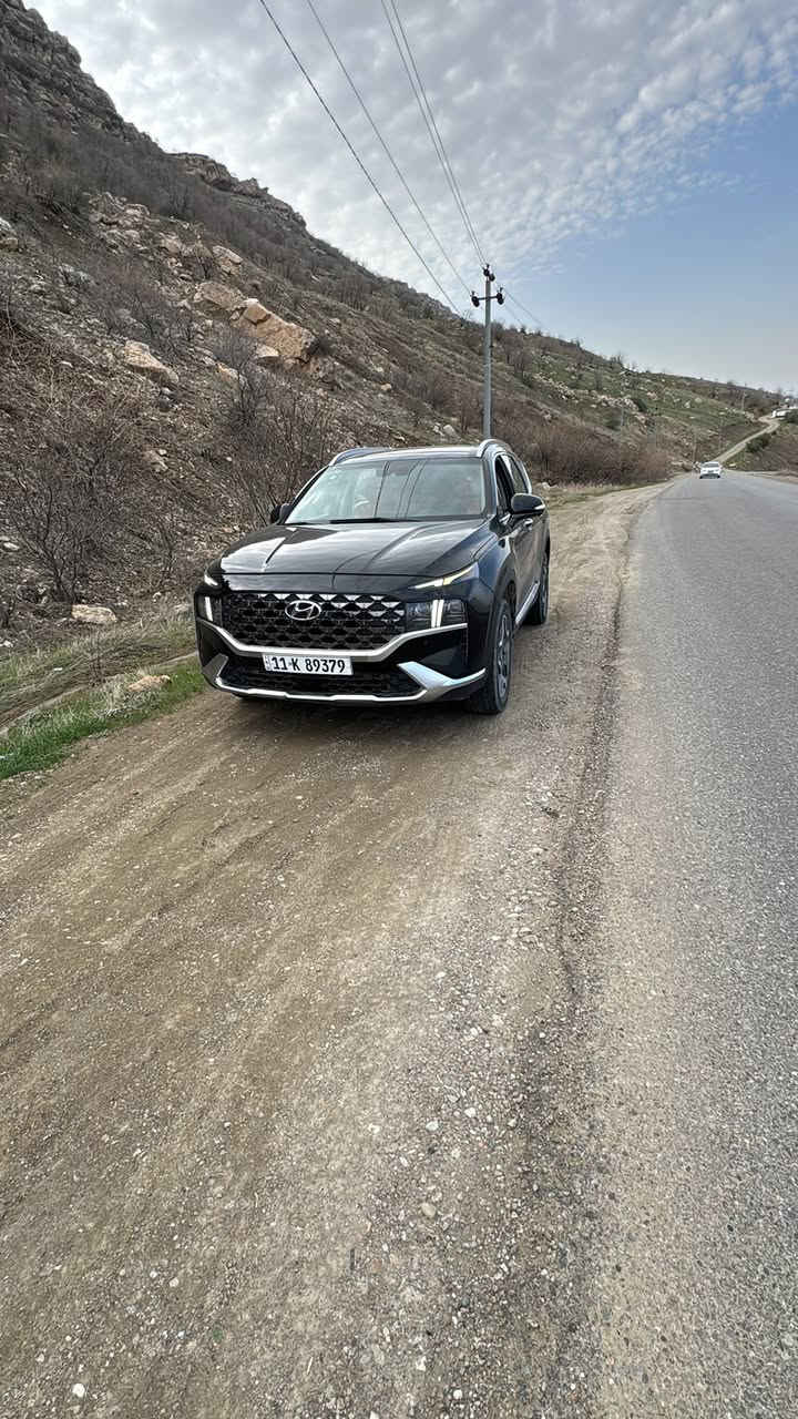 للبيع سنتافي مديل 2023 رقم بغداد بسمي حادث جاملق بنيد  سونار موجود
فول موصفات واحد ع واحد الأخير 
بيع مستعجل سعر 180 بلعافيه ع ياخذها مابيه اي نقص 
***********
