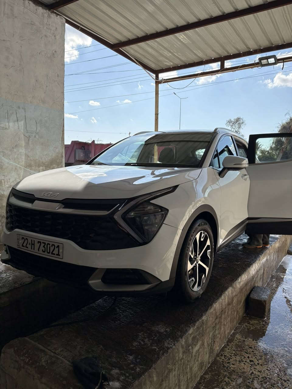 السلام عليكم
للبيع كيا سبورتج 2023 ستاندر
الممشى 35 ألف كم
محرك 4 سلندر بنزين
جير أوتوماتيك
دفع أمامي
شاشة + كاميرا خلفية
حساسات خلفية
مكيف، تحكم ستيرن
السيارة نظيفة وما بيها شي
مكاني بغداد التاجي وبيها مجال للطيبين
وموجود صور للسونار ع الواتساب
واتساب : ***********

💰 السعر: 21,800$
