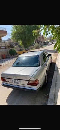 للبيع مرسيدس بنز دب 1991 🇩🇪 🔹 السيارة مصبوغة عام 🔹 قواعد دبل سليمة 🔹 ك...