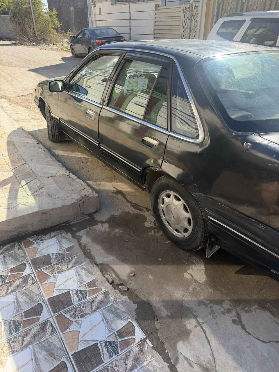 للبيع دايو برنس موديل 1993جاهزه من كلشي كير محرك صدر سنو يه مجدده ل 2028 السعر 32$وبيه مجال موقع السياره الرمادي الخمسه كيلو استفسار ***********
