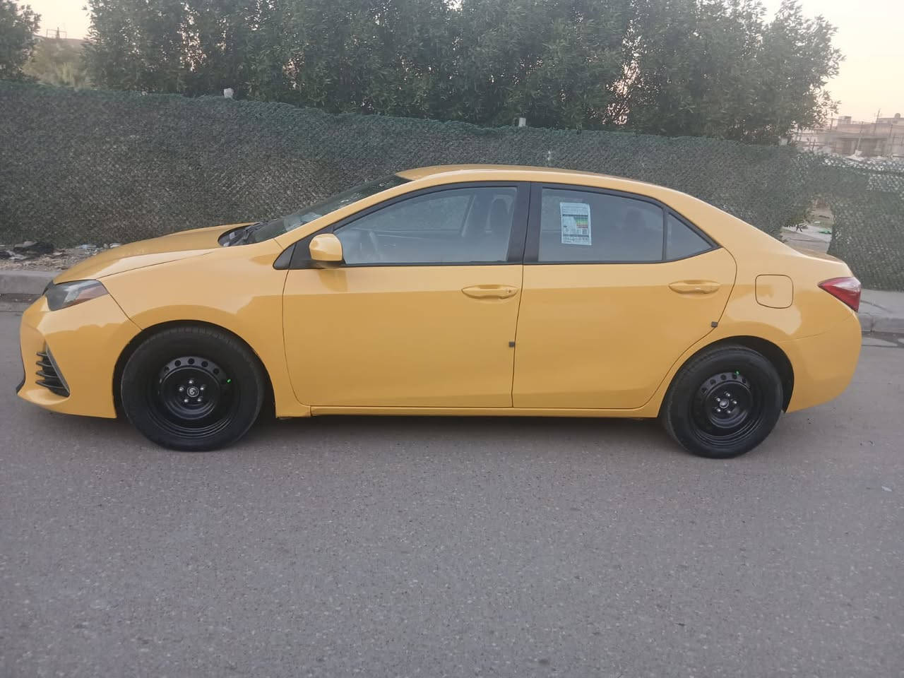 كورلا موديل 2019 السعر(120)ورقه$ حادث السياره باب اليمنى بدون دواخل السيارة جديده محرك 1800 ماشيه 110 رقم الهاتف *********** صدر امامي و خلفي جديد تخم تاير جديد تبريد ثلج تدفئه شغاله
