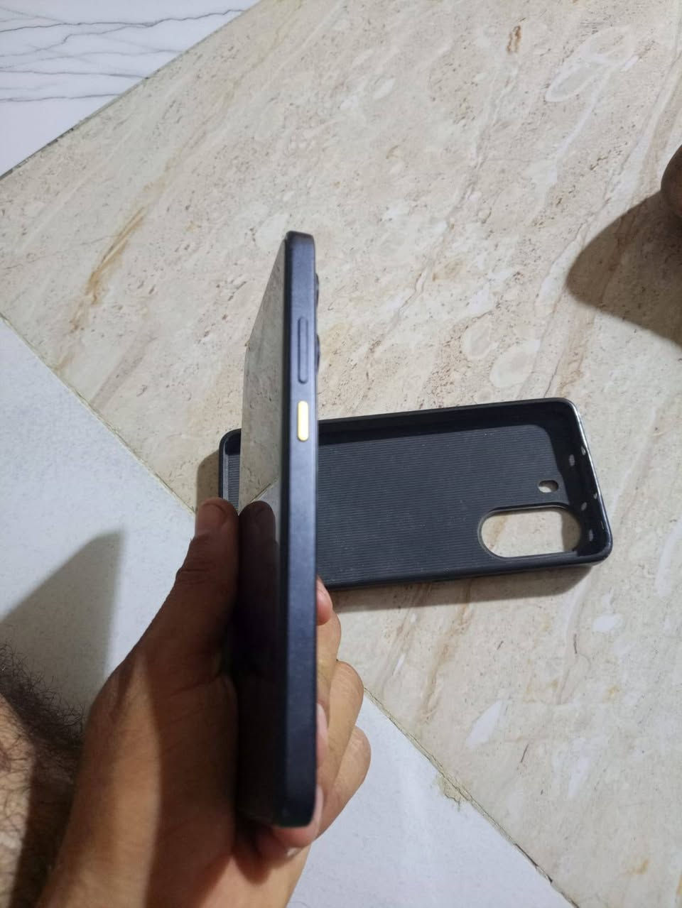 مستعجل عل بيعه السعر 250بي مجال***********
