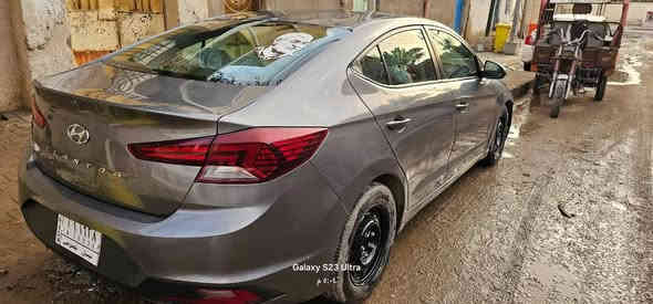 السلام عليكم
النترا ٢٠٢٠ لون فيلي ..
كير مكينة كفالة.. 
مكينة ٢٠٠٠
معوقين ميسان السيارة موجودة بالصبرة /حي الحسين
بيهة باب تبديل عكس السايق ومصبوغ
ابيع صبغ صفحة. تقرير الفحص موجود بالنشر
صور الحادث موجودة
٣ انظمة قيادة اوتو+عادي+اسبورت+
ايكو اقتصادي
تخم تاير..
 حدادية طوبة..
 تبريد... تدفئة
باتري جديد
ارضية جلد
تحكم استيرن جهتين
شاشة.+. كامرا..
توقف ذاتي
ماشية ١٠٢ حقيقي. السعر. ١٢٣.وبيهة مجال للطيبين
للعلم. سيارة بيت فقط. وراعيهة موضف.
رقمي. ***********...***********
