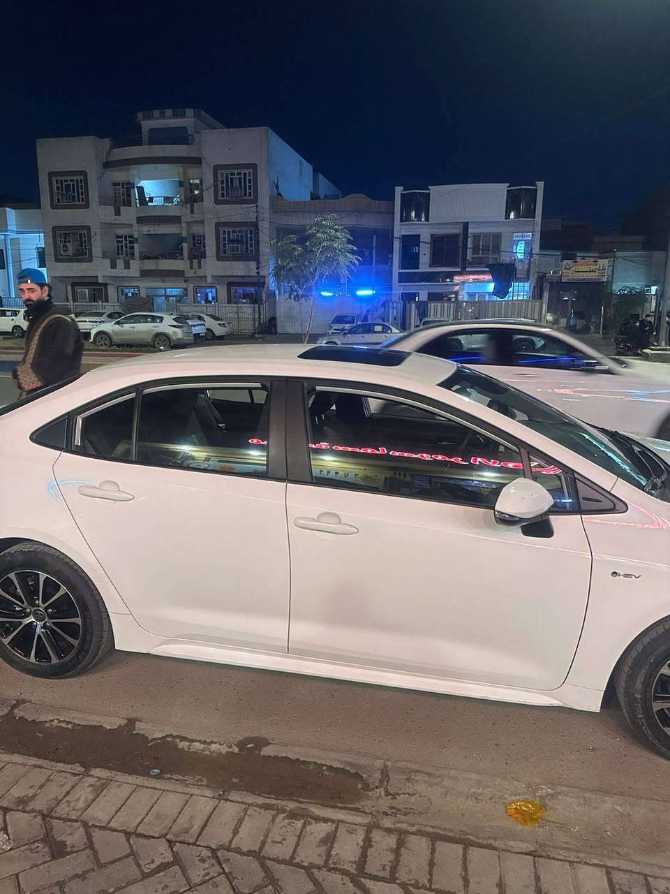 سلام عليكم كورلا هايبرد 25 تجميع  مواصفات معروفه ماشيه 18 الف 150 قفل ***********
