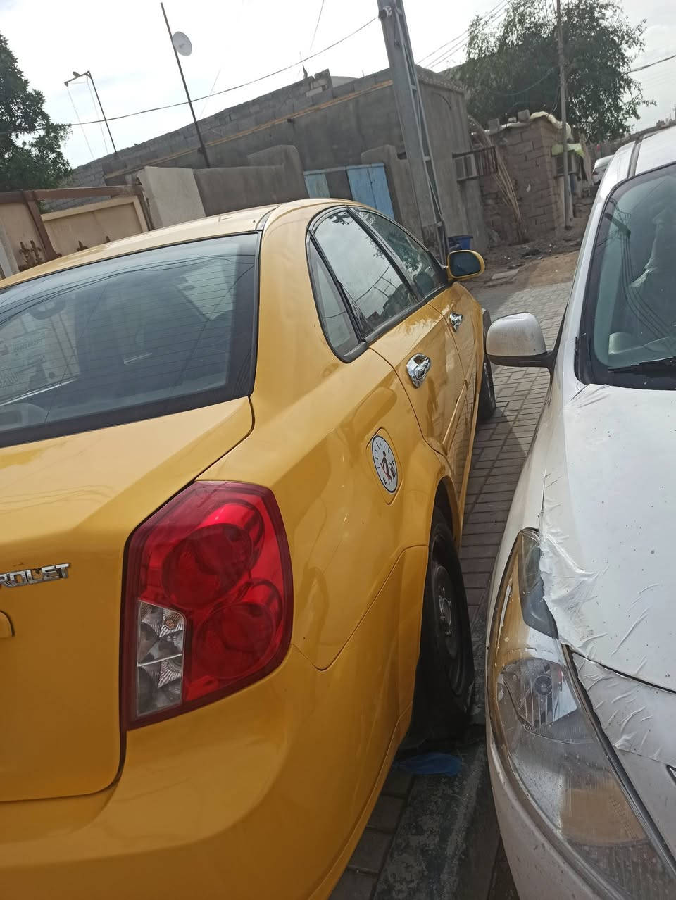 السلام عليكم اوبترا للبيع موديل 2011سنويه ل27مصبوغه جماليه كير ومكينه وتبريد السعر 53العنوان البصره الزبير اتصل على الرقم 
***********
