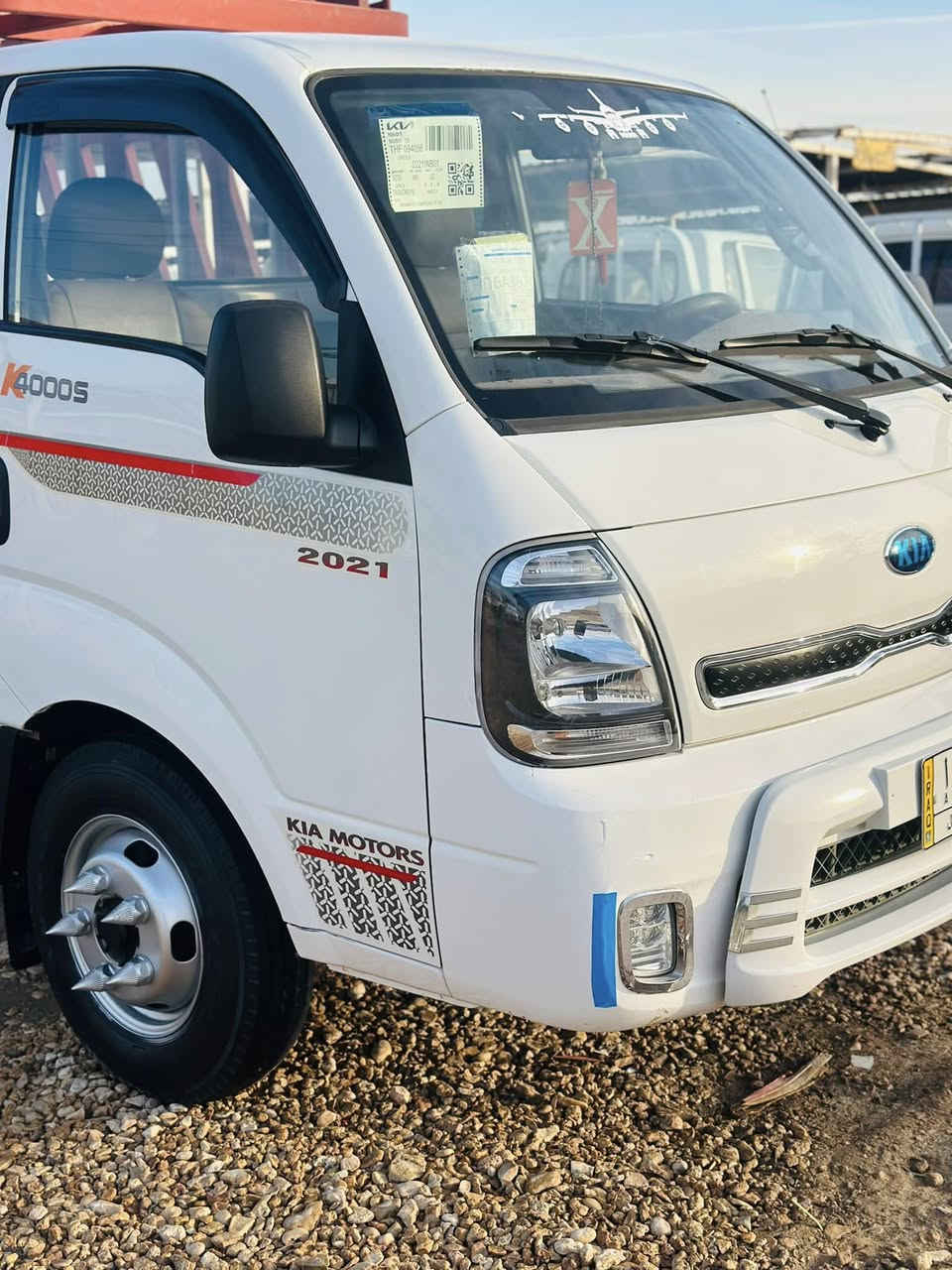 للبيع فحل موديل ٢٠٢١مكفول كفاله عامه  رقم قادسية سنويه جديده ماشي ٩٠ سياره جديده بمعني الكلمه سعر١٦٦ الاتصال ***********
