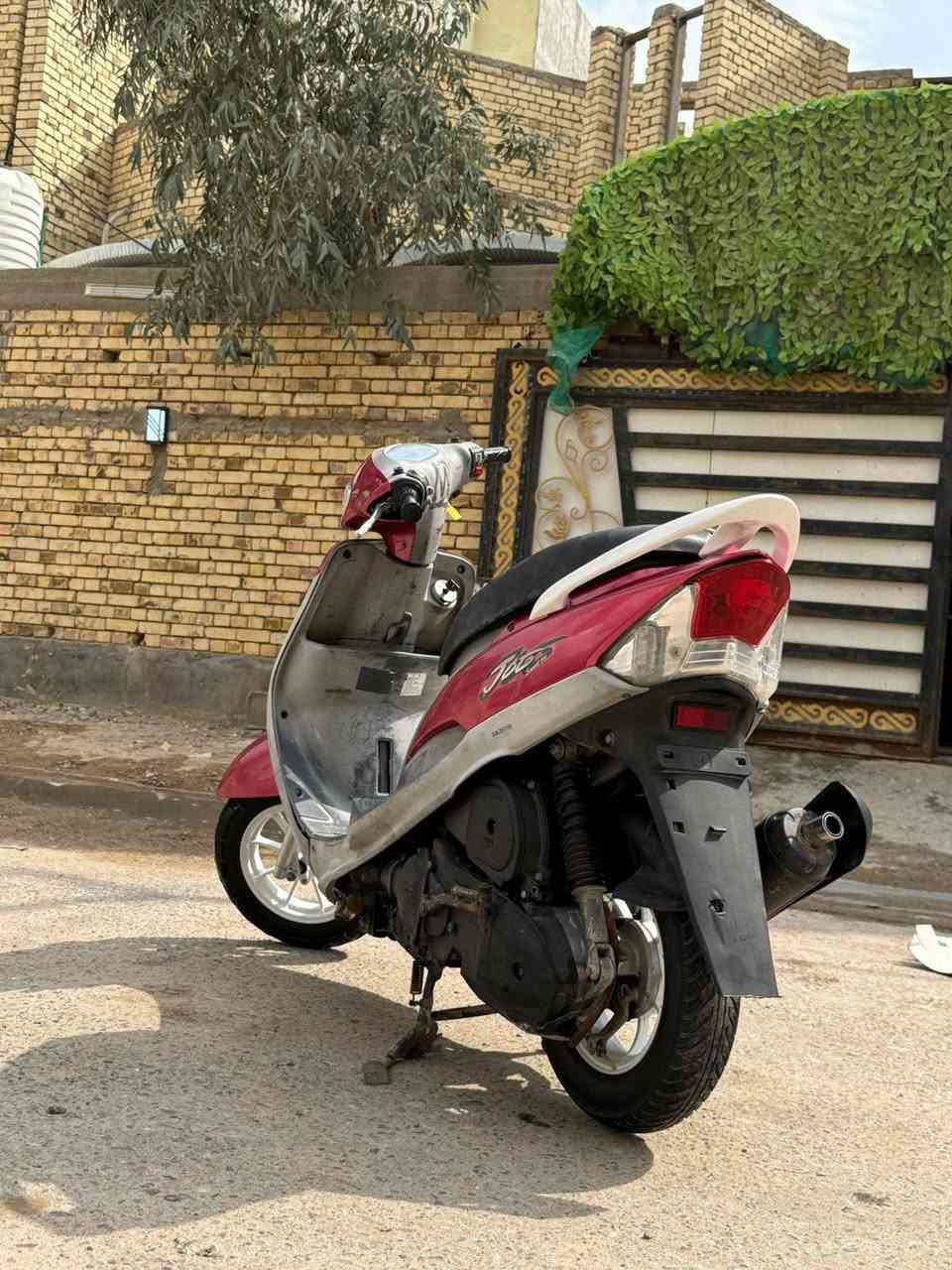 سلام عليكم دراجه ماكس قجمه ما مفتوح كفاله عامه  السعر
750 مكاني البصره ياسين خريبط دراجه فول سرعه وشلعه كفاله عامه زلغ مابيه لمكينه مامفتوحه شرط لفحص وين ماتريد افحص رقم
***********
