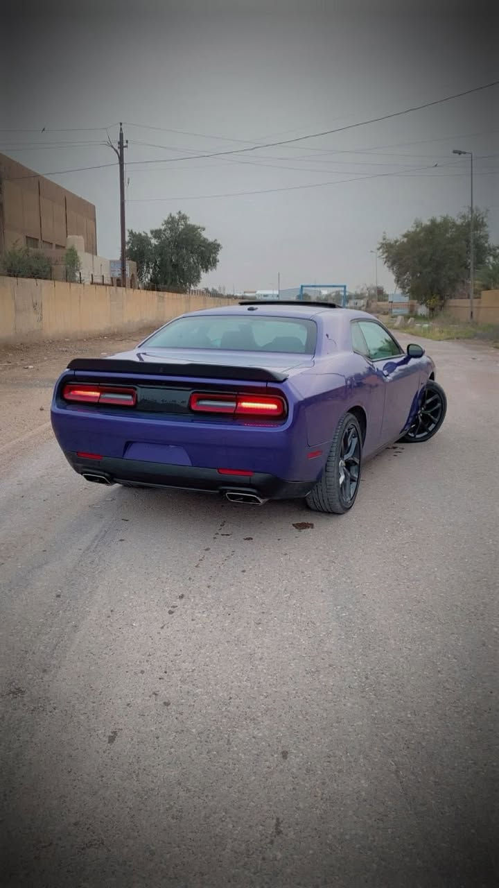 ‏2023 Dodge Challenger,(RT) 🇺🇸

‏🇺🇸 دوج جالنجر Rt 2023 للبيع 😈

بدون رقم بأسمي منفيس

  

‏‎ايرباك ❌ دركه ودشبول ‎

محرك 5700💪

✅✅✅✅✅  

اللون - بنفسجي 💜مميز

ماشيه :20,000mli
-----------------

‏‎📌مواصفات RT

▪️شاشة وسط

▪️كامره دواره

‏‎حساسات خلفي ▪️

‏‎كشن كهربائي ▪️

▪️كشنات حضن مخمل

‏‎كشنات تدفئه▪️

▪️نظام قياده SPORT 🏁✅

‏‎لد نهاري▪️

الحادث: كما موضح في الصور 
بنيد وبدايه الجملغ وبارد بيها

مكان السياره بغداد  ///// البلديات

للاستفسار  واتصال 

***********
