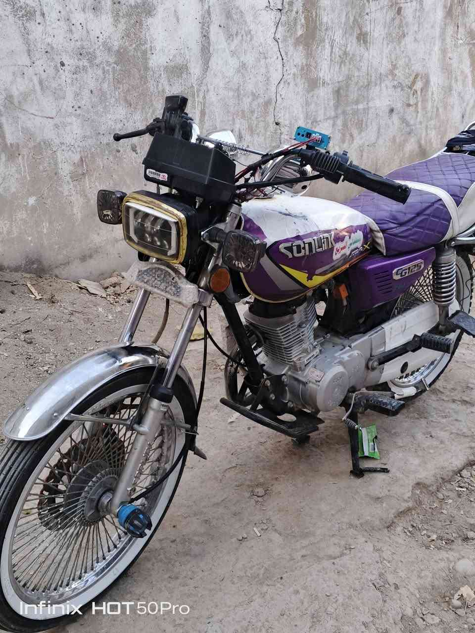 سلام عليكم دراجه تايكر موديل 23 كفاله عامه أوراق بيه دراجه نضيفه كامله محرك مامفتوح مابيه نقص مكاني ديالى بعقوبة سعر 550 وبيه مجال اتصل على رقم ***********
