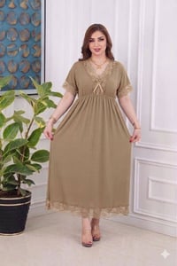 دشداشة • زبدة مخطط • فري سايز ٦٠-٩٠