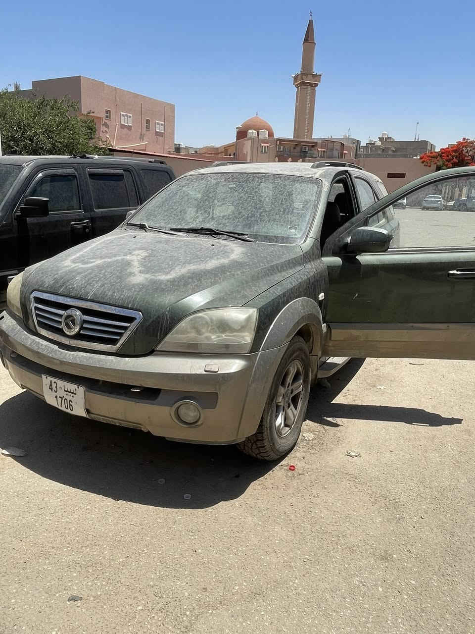 سورينتو موديل 2006
محرك الدار لكن يبي خدمه ماشي 180 الف كيلو 
محرك 35 دفع رباعي 
السعر 💵 8500 وساهل


**إذا كنت صاحب هذا الإعلان وتريد حذفه لأي سبب، رجاءا أرسل رسالة إلى الدعم الفني**