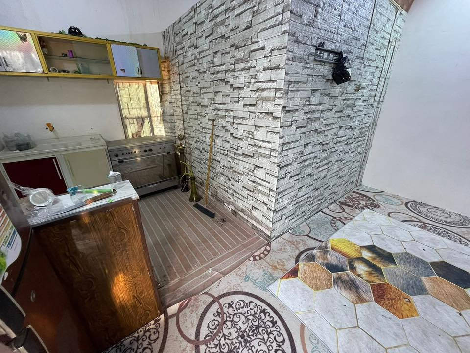 المساحة 50 واجهة*75النزال
طريق الخور مقابل الفضل سنتر 
للاتصال ***********
السعر 50
