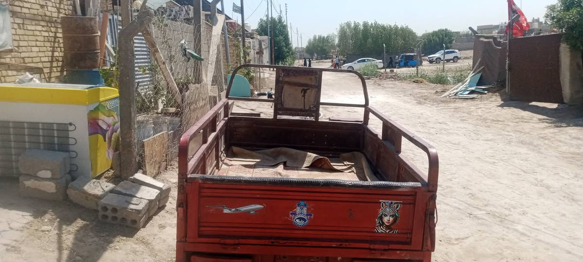 للبيع اوراق أصولي موديل 16شغاله كهربائيات سلف وهندر وباتري ودكم ويدات وكويل ودكم كلهن جدد شرط مكاني القاسم الحولي ***********

