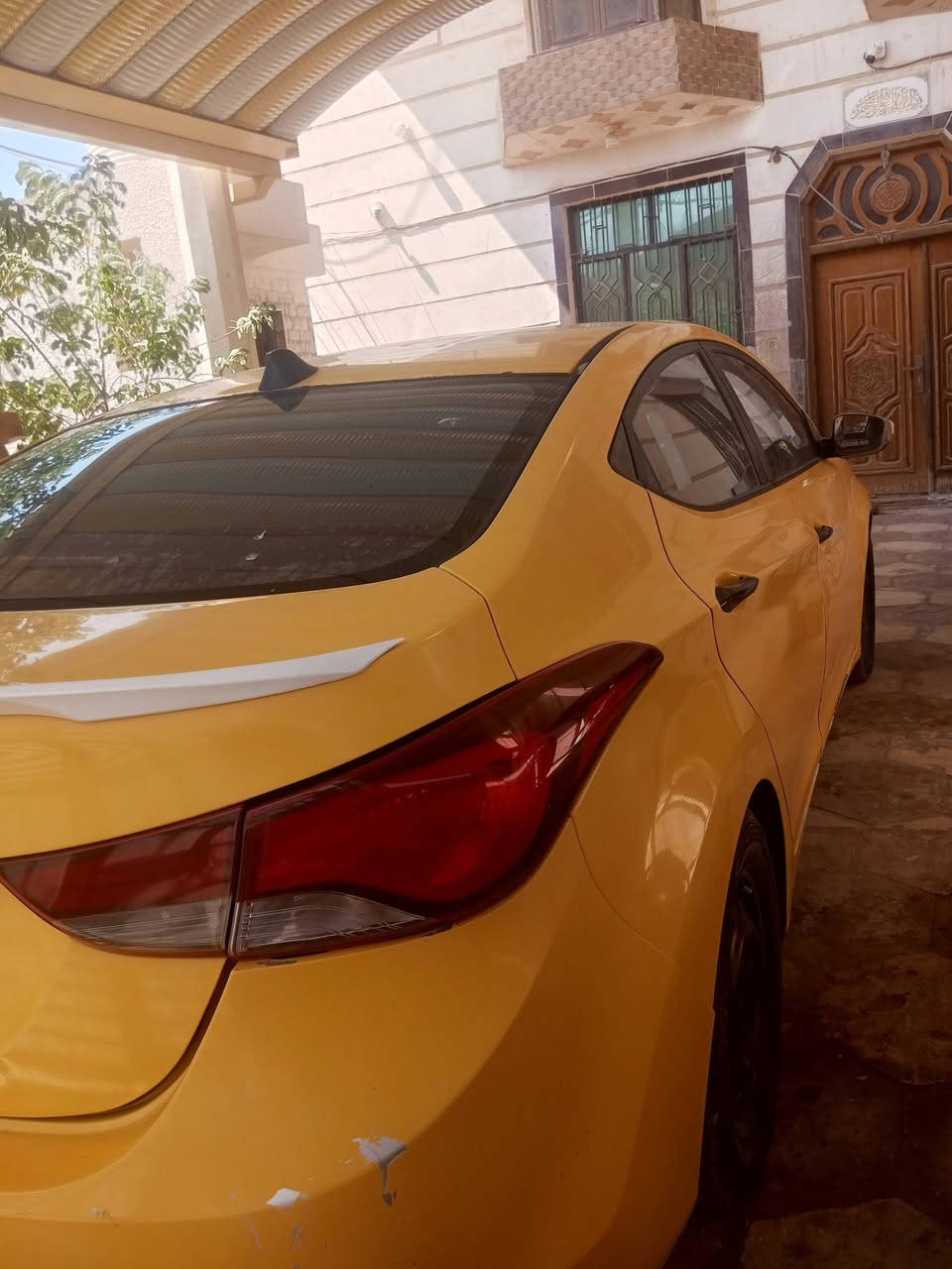 الانترا مديل 12 وارد امريكي 
رقم بغداد باسمي مداور مباشر 
محرك كير حداديه تبريد كله ع شرط سياره جاهزه  
بيع او مراوس بيكم نيسان للاستفسار الاتصال ع ***********
