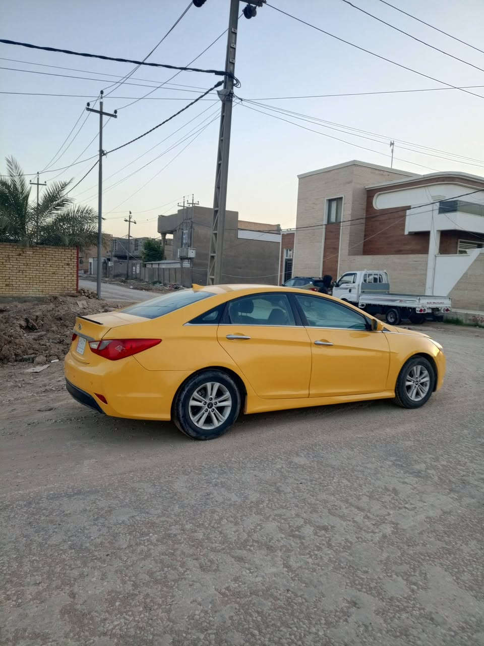 للبيع سوناتا 2014 امريكي
رقم بغداد تحويل مباشر 
سنويه جديده وهزه 
مصفر هئيه وغرامات
محرك وكير مكفولات 
تخم تاير حداديه جديده 
السياره جهازه السعر97 وبيه مجال قليل 
مكاني بابل الحمزة الغربي ***********
