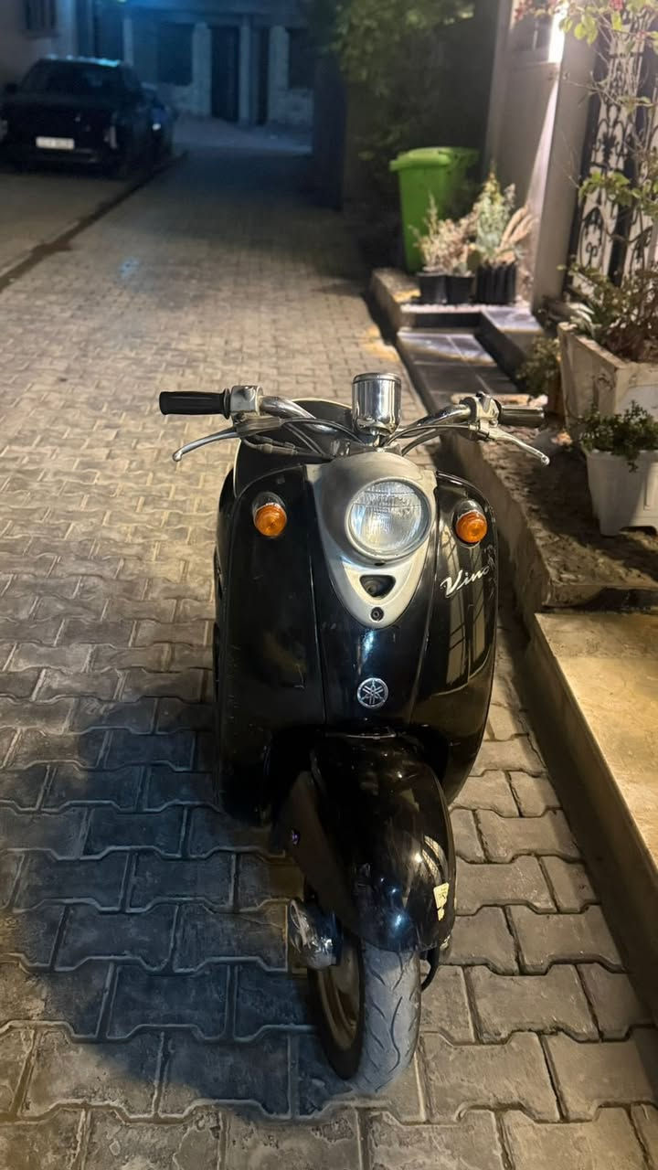 دراجة كلاسك 60دراجة كلشش حلوة دراجة خير من الله كلشي بيه شغال هندر نكرة سلف بكل وقت  مابيه كل نقص دراجة تاخذه ربع دينار مذب عليه  مرواس او بيع سعره 300بيه مجال موشراي يرحم ولديكم لاتكسرون بحلال عالم شراي يتصل متواجد اي وقت رقمي*********** متواجد اي وقت وتساب فقط
