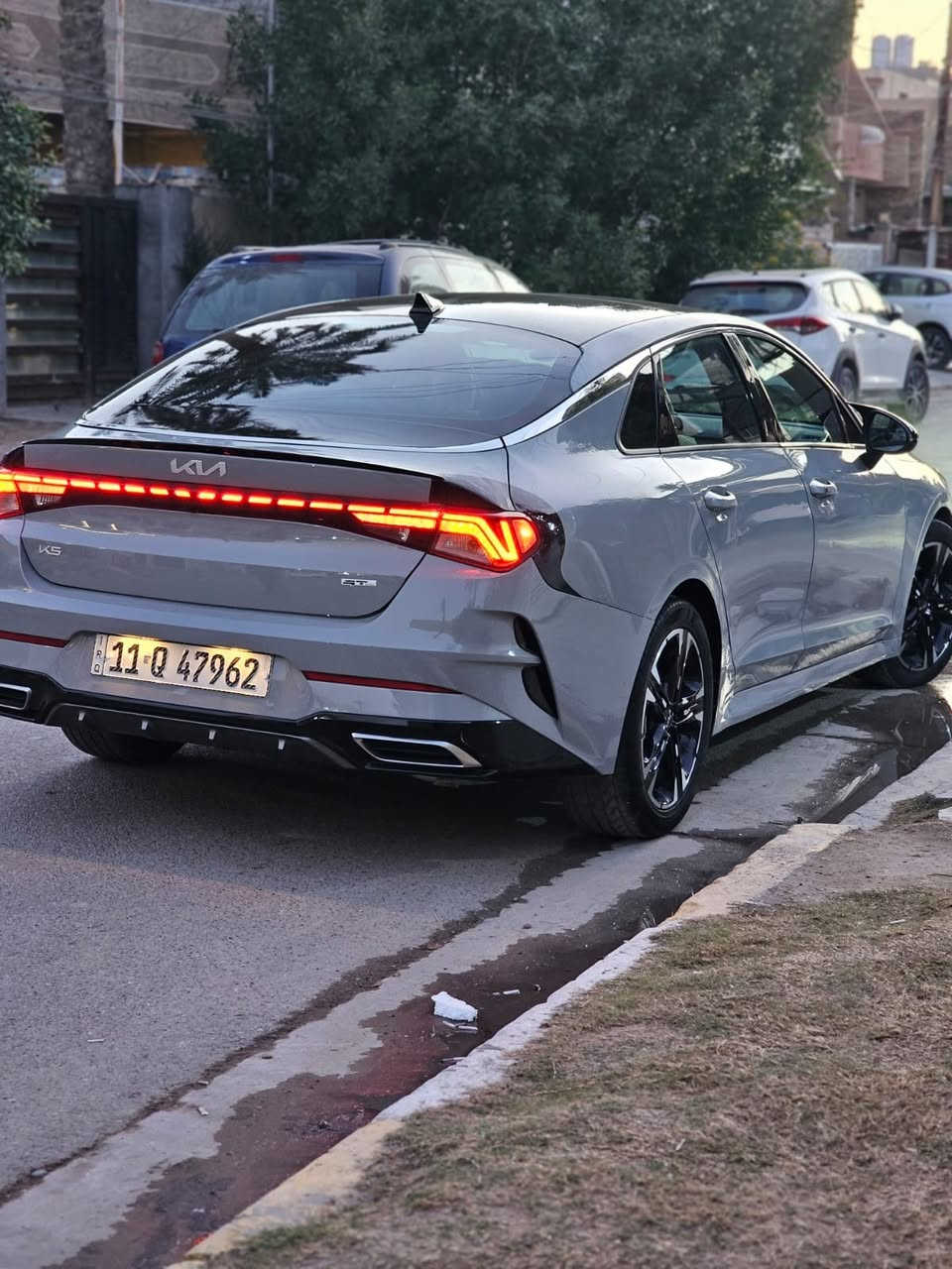 سلام عليكم 
للبيع k5 موديل 2023  gt line  مواصفات بنورما داخل جلد احمر هندر بصمه  و بصمه بيبان اضاه داخليه تشغل عن بعد شاشه كبير رادارات امامي خلفي جانبي سياره حلوه ونصبتهه حلوه بيهه كم قطعه  صبع  ايرباك برده فقط سياره معوقين ( وكاله عامه)
سعر ١٤٥ للاتصال ***********

