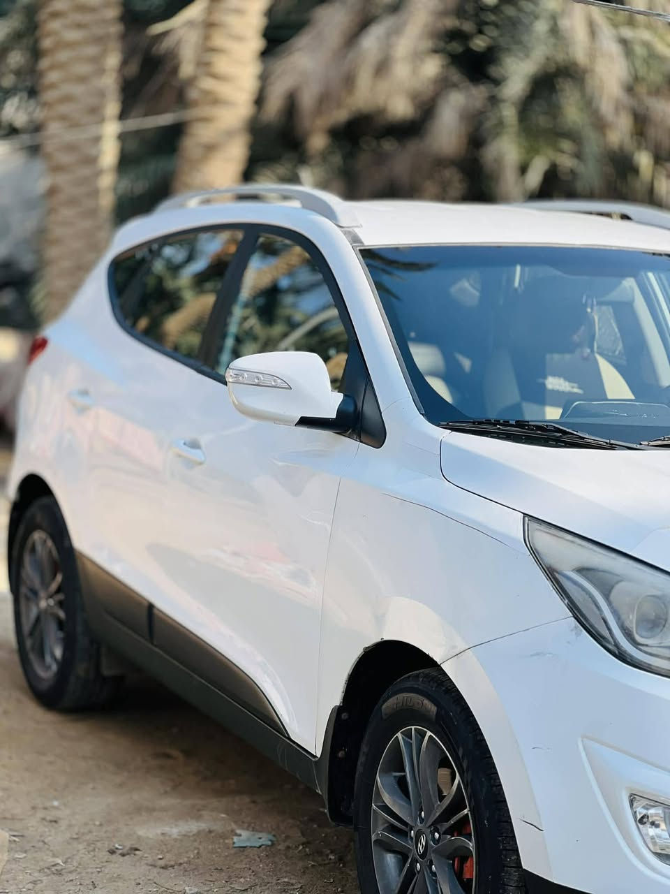 السلام عليكم
توسان موديل 2015 خليجي  رقم قادسيه تحويل ثاني يوم كير ومحرك2000 ع شرط تبريد تدفئه تخم تاير كله جديد بيه جاملغ مبدل وبيه مكانات بارد
مكان السياره الديوانية دغاره ***********
سعر148وبيه مجال
