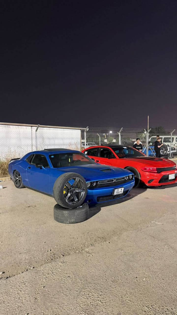 جالنجر srt اصل موديل 15 ماشيه 85 الف محرك 6400 
فول للاخير من الرادار للفتحه 
حادثها موضح بالصور 
جاهزه للاخير كير مكينه حداده امامي خلفي 
مكانها شارع بغداد 
*********** ناصرية, ذي قار
