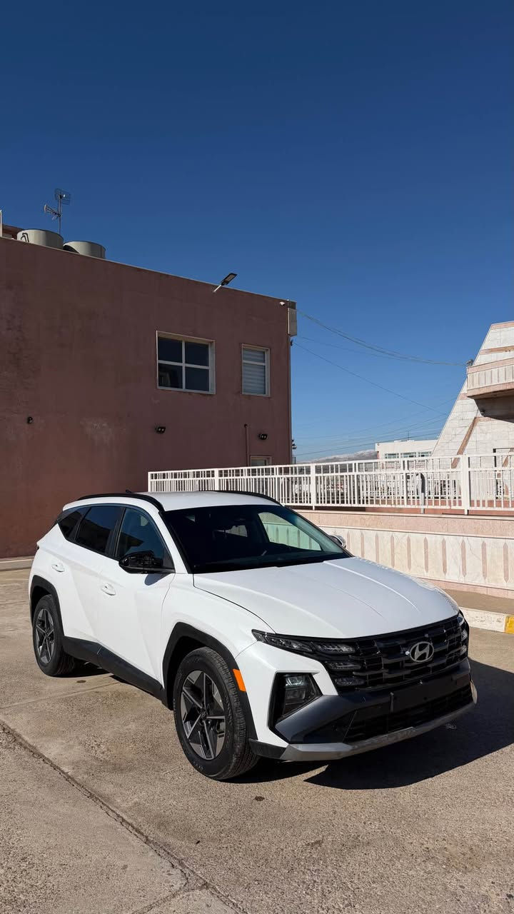 السلام عليكم
هیوندای تكسون 2025 شكل جديد 😍
سعر :185ومجال قليل  
عداد المسافه : 5 الف
حجم المحرك : 2.5L (4.سلندر )
السياره بچم كبس ✅
ملاحظه : چاملغ و حافه البوند وشبر باب بدون نقطه دواخل100% 

موصفات
كيج الكــــتروني واحد شاشه 🖥️
انــــارة دشبول
بصمة ابواب
بصمة تشغيل 
تشغيل عن بعد (𝐑𝐄𝐌𝐎𝐓𝐄 𝐒𝐓𝐀𝐑𝐓)
شاحن هاتف لاسلكي
شاشة دشبول ديجيتال 
شفتات استيرن
هاند بريك بصمة
اوتو بارك (𝐀𝐔𝐓𝐎 𝐏𝐀𝐑𝐊)
اوتو هولد (𝐀𝐔𝐓𝐎 𝐇𝐎𝐋𝐃)
اوتو ستارت (𝐀𝐔𝐓𝐎 𝐒𝐓𝐀𝐑𝐓)
اوتو ستوب (𝐀𝐔𝐓𝐎 𝐒𝐓𝐎𝐏)
رادار 360
رادار امامي (تحديد مسار)
رادار جانبي  (نقاط عمياء)
رادار خلفي (التحذير من الاصطدام)
حساسات 360
حساسات امامي
حساسات جانبي 
حساسات خلفي
نظام (𝐒𝐌𝐀𝐑𝐓)
نظام (𝐒𝐏𝐎𝐑𝐓)
نظام (𝐂𝐎𝐌𝐅𝐎𝐑)
نطام (𝐄𝐂𝐎)
نظام(𝐒𝐍𝐎𝐖) 
كشنات خزن+ميموري 
كشنات تبريد امامي 
كشنات هيتر  امامي وخلفي
تحكمات استيرن
استيرن هيتر
تبريد لمس
تبريد مركزي 
صندوق شفط كهربائي 
لايتات (𝐋𝐄𝐃) لید عدسة زينون 
بكلايتات (𝐋𝐄𝐃) لید
 ويل كروم 
تفاصيل اكثر الاتصال علی ارقام التاليه  
***********
‏ WhatsApp - Vibir
☎️ [hidden information]

عنوان📍عقره. 
بعيد عن موصل 40 دقيقه 
و بعيد عن أربيل ساعه اكر, نينوى
