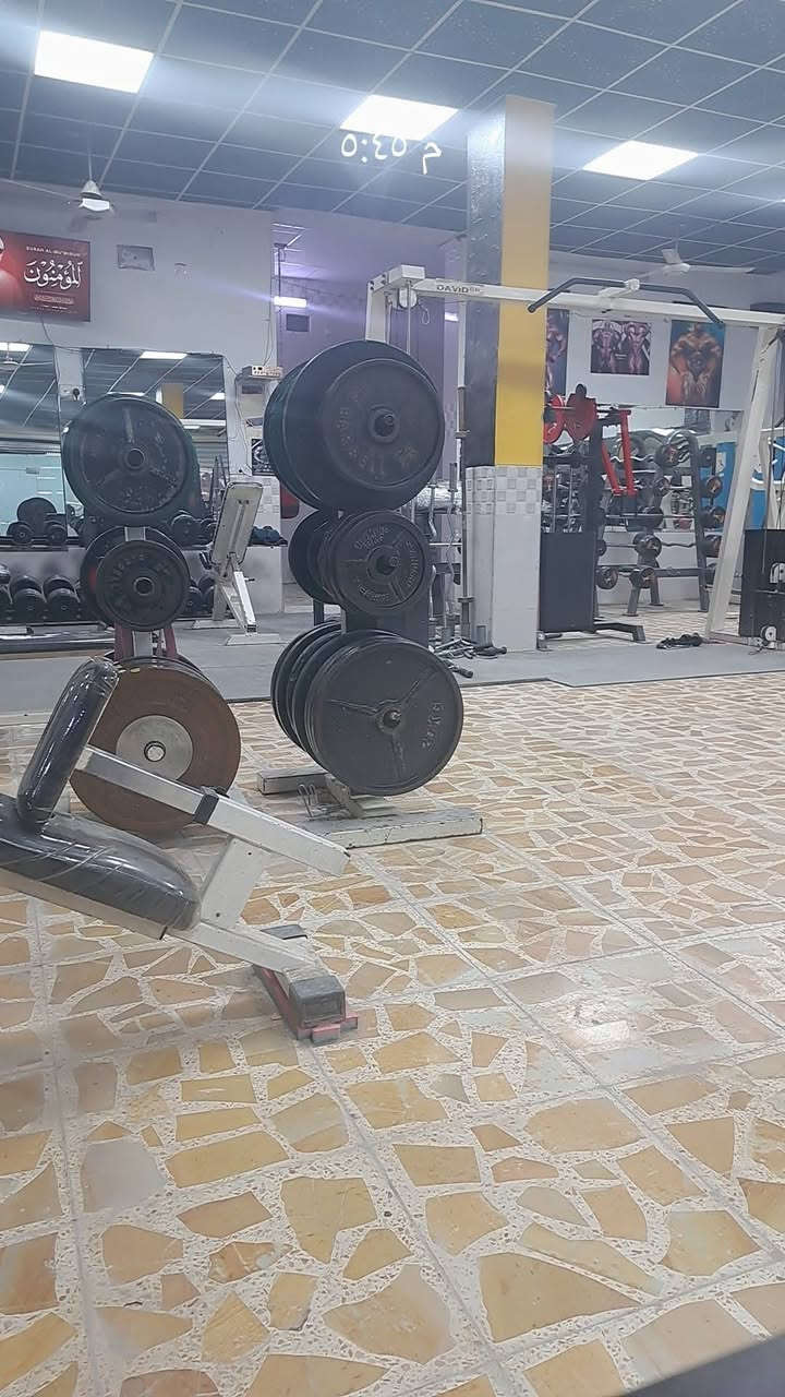 السلام عليكم
اقراص حديد 20 كغم فتحه جبيره
 امريكي نضافه عاليه للبيع 
سعر الكيلو الف دينار 
مكاني بغداد الشعب 
***********
