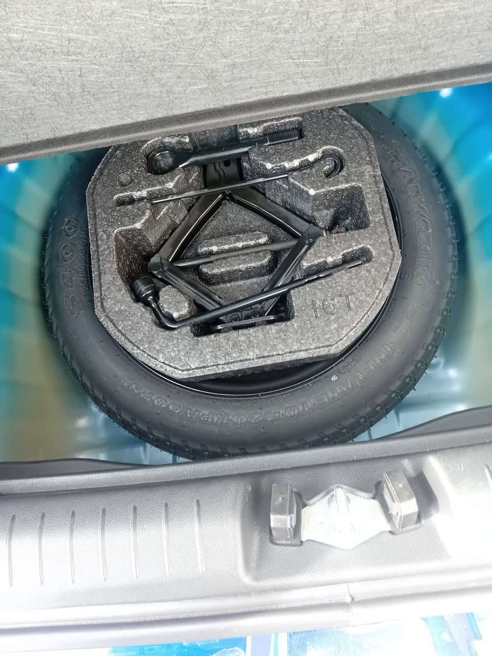 السلام عليكم
للبيع هونداي فينو ٢٠٢٤ دخول جديد
ترقيم جديد بغداد باسمي
الحادث مرفق بالمنشور شبرين بارد بالبنيد
ايرباك ستيرن فقط
بدون دواخل
بصمة وفتحة
داخل لونين
كامرة رادارات. وبقية مواصفات المعروفة
مكانها بغداد زيونة
السعر 149 وبيها مجال بسيط
***********
