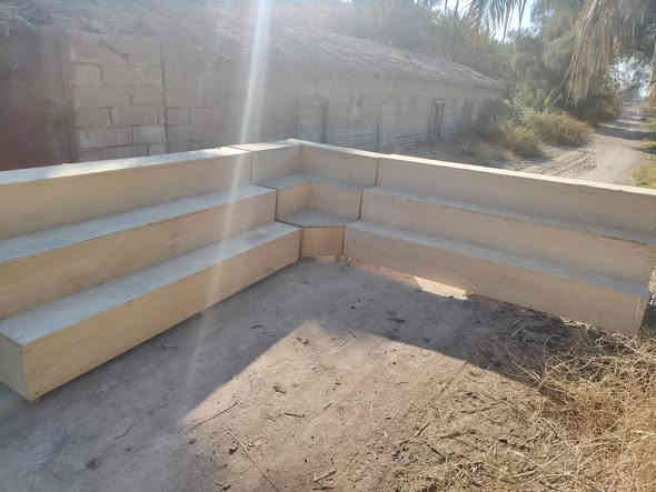 رفوف خشب تزكام ثلاث قطع القطعة الثالثة زاوية مثل متشوفون بلصورة الله شاهد اشتغلتهن العام تزكام يم نجار صارن عليه ب 350 الف 
اريدهن هسة ب 250 وبيهن مجال ليحب يراسلني واتس اب او يتصل مكاني واسط قضاء الحي 
***********
