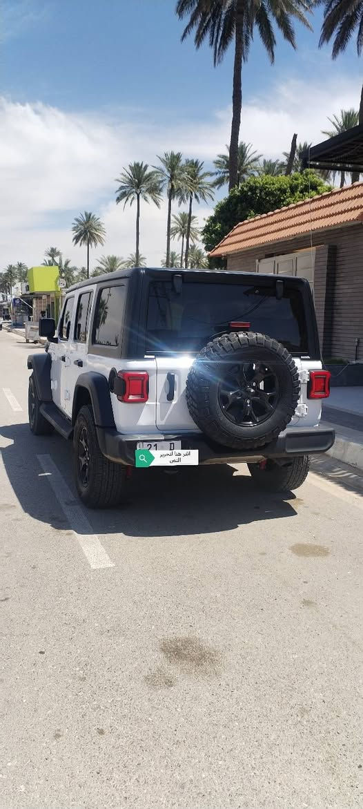 السلام عليكم
جيب رانكلر موديل 2023
رقم سليمانية 
 

‏Jeep Wrangler 
‏2023     3.6

حجم المكينه : 6 سلندر
ماشيه ٢٧ الف ميل 
                       الضرر : بنيد مبدل بلادي  شرط بدون صبغ 
                  
مواصفات سپورت 

بصمه 
.كشافات 
.هيتر بالاستيرن 
. شاشه 
.هيترات بالكشنات
سياره حيل نضيف 
مكان السياره ديالى بعقوبة
سعر 330$
 
 📞***********
