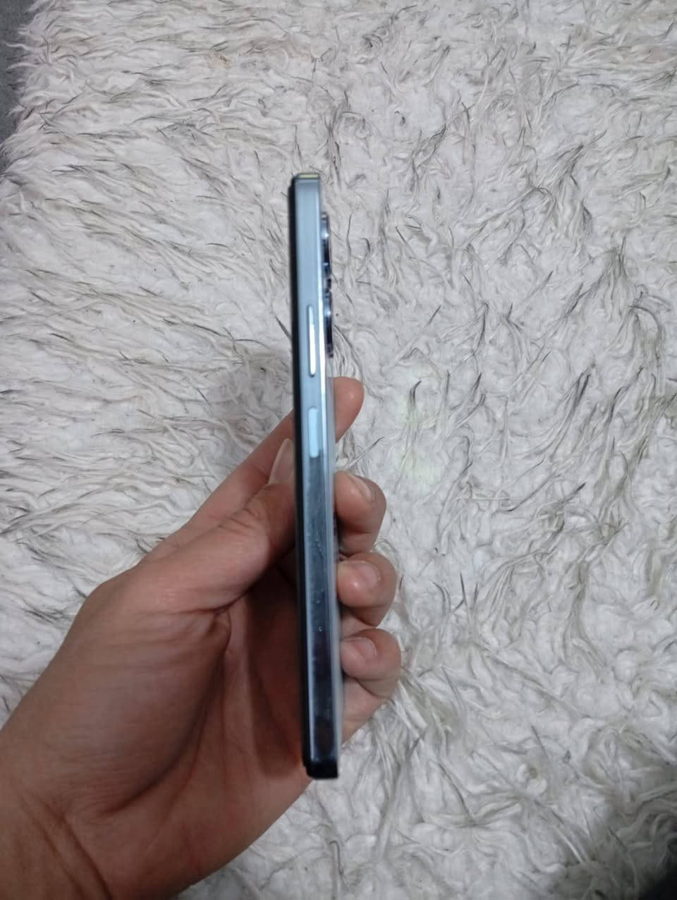 سلام عليكم عندي موبايل لبيع نظيفه ما مفتوح اسم الجهاز Infinix NOTE 30 السعره 150 بي المجال عنوان كركوك هذا رقمي ***********
