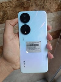 هونر X7b • ذاكرة ٢٥٦/٨ • بطارية ٦٠٠٠
