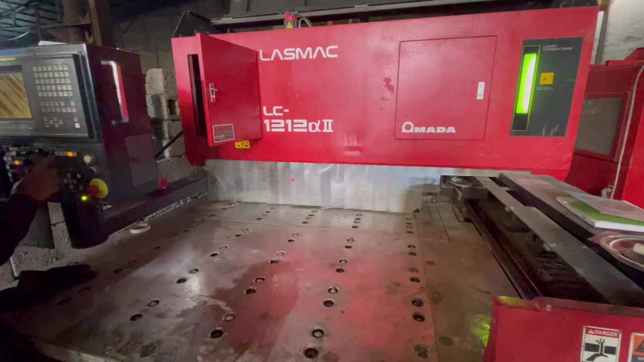 ليزر قطع امريكي للبيع *********** واتساب
