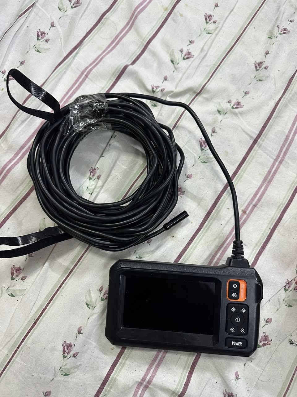 كامره اماكن ضيقة طول الواضر ١٠ متر شحن تايبسي و مكان رام


**إذا كنت صاحب هذا الإعلان وتريد حذفه لأي سبب، رجاءا أرسل رسالة إلى الدعم الفني**