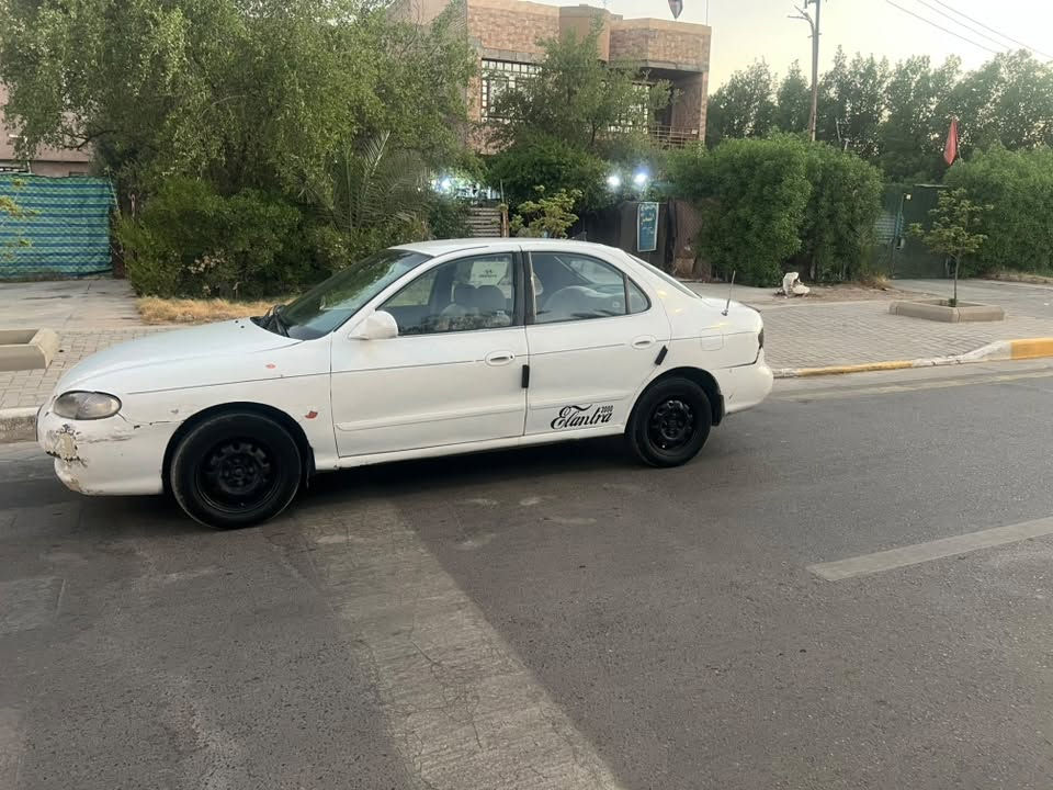 السلام عليكم الانترا موديل 1996 كير محرك تبريد خير من الله 
منضومه  تبريد جديدة 
كهربائيات جاهزه 
السياره جاهزه من كُلشي 
السياره مال جناي 
متوازي على بيعتها ومستعجل 
كير اوتماتيك 
محرك 2000 
تخم تاير 
حدادية خير من الله 
السعر 33 وبيها مجال بسيط 
العنوان بغداد تقاطع درويش حي التراث 
***********
