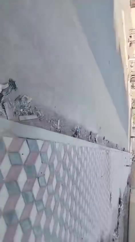 هيكل بالرميثة بمنطقة البندقية مساحة 250 طابو صرف قريب جدا على الشارع الرئيسي موقع ممتاز عرض الشارع مالته ٢٠متر. ما مطلوب للإسكان. غرفتين وهول وبراني ومطبخ حار وبارد وحمامات داخليه وخارجيه
السعر خاص 
للاستفسار ***********
