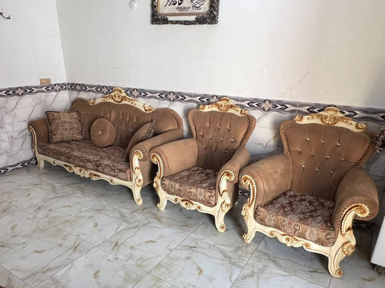 تخم ملكي ٦ قطع ١٠ نفرات نضيف تسكام ويا كوشات مابي ضرر الشراي يتفضل خاص عنوان نجف حي ميسان النجف, العراق


**إذا كنت صاحب هذا الإعلان وتريد حذفه لأي سبب، رجاءا أرسل رسالة إلى الدعم الفني**