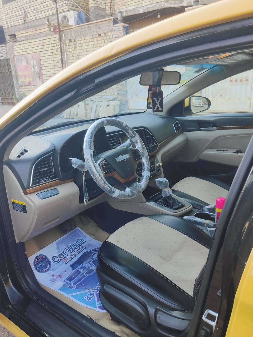 ياالله السلام عليكم النترا 17
السياره ليبل واحد حادثه الدعاميه الخلفيه 
السياره جاهزه وجديده 
مكينه كير AT محرك دوش 
تخم تاير جديد 
امصفره هيه وغرامات 
سنويه لل29 
تبريد شغال 
شاشه جبيره 
كامره شغاله 
صدر امامي خلفي كله جديد 
مكينه كير مكفولات 
مكان السياره بغداد 
السعر والاستفسار انتصل عله الرقم وبيك خير ودلل 
***********
