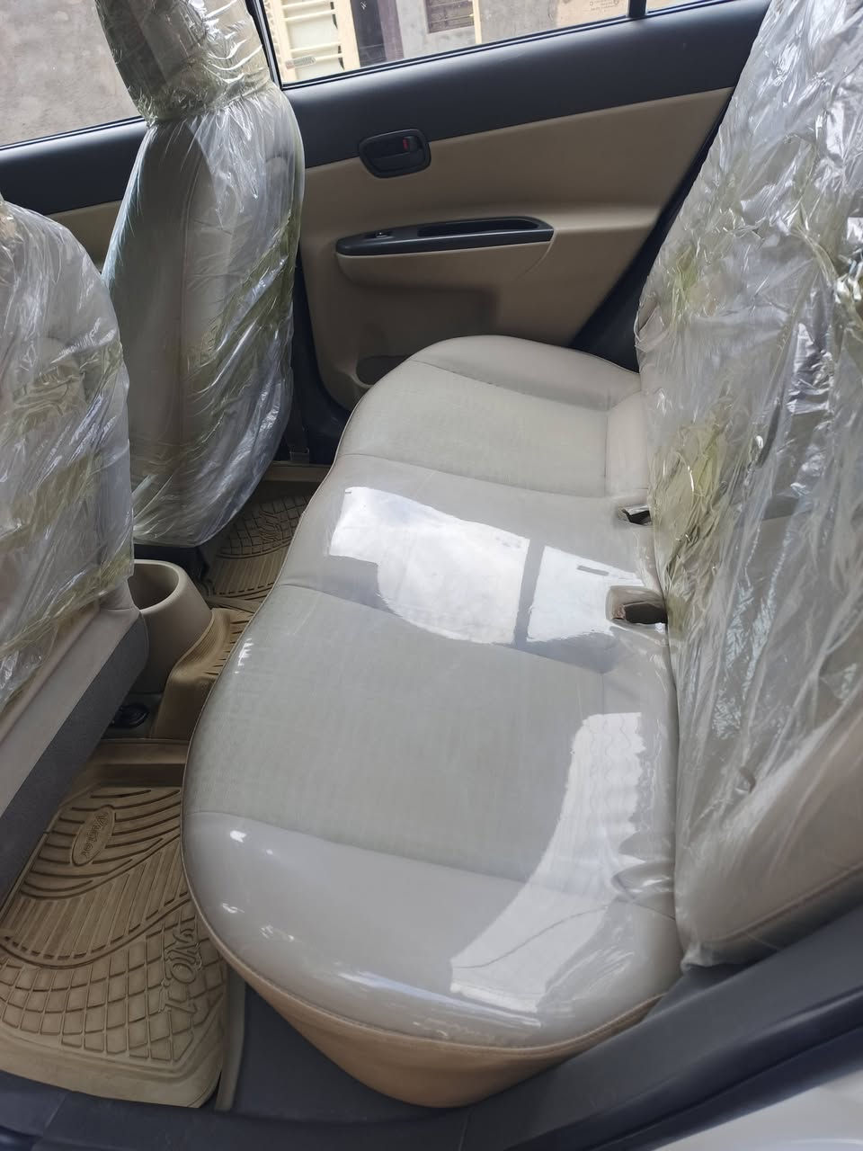 سلام عليكم اكسنت موديل ٢٠١١ كفاله عامه من كلشي كير مكينه شرط لافتح ولا تنقيص وضع شركه ماشيه ١٤٤ الف حقيقي رقم بغداد انكليزي تحويل مباشر مكينه ١٦٠٠ جاهزي برغي ما ناقصه سعر ١٠٥ بيه مجال مكاني نجف ***********
