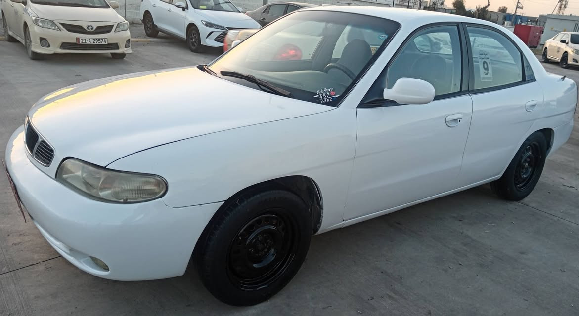 دایۆ مۆدیل ١٩٩٨ سەنەوێ تا٣١ تەزەیە ڕەقەمی سلێمانی گێڕیو مەکینەی بەشەرت دەعمو لێ دراوی نیە گێڕی عادییە ھەمو گیانی بەشەرت سعری ٣١ گەڵاو مەعامەلە شوێن سلێمانی ***********
