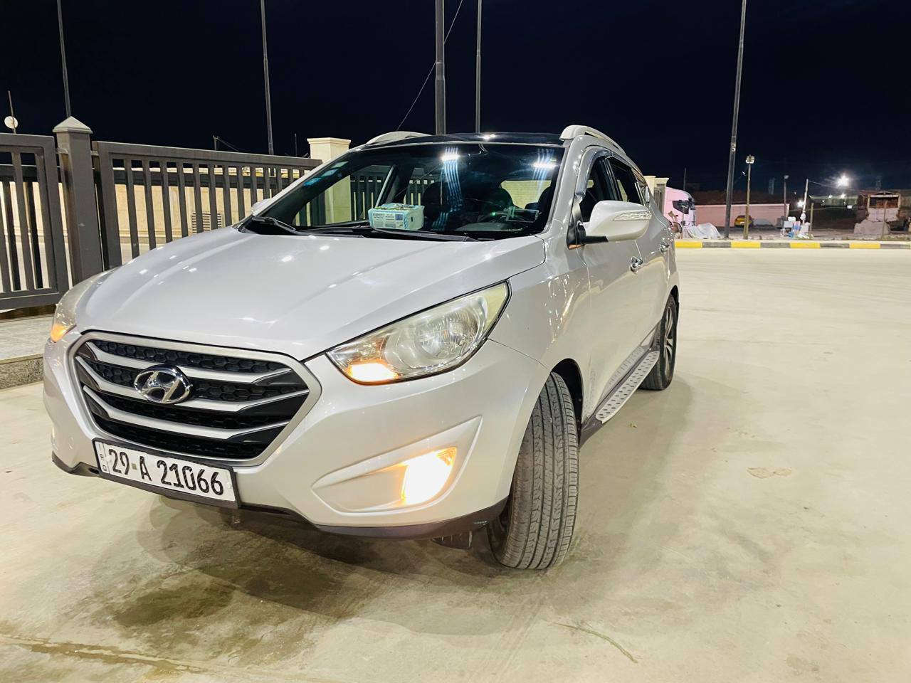 توسان خليجي موديل 2013 بسمي رقم واسط دولي صبغ حزام مكينه 2400 معروضه ب 115 ورقه للاستفسار *********** و *********** واسط الكوت
