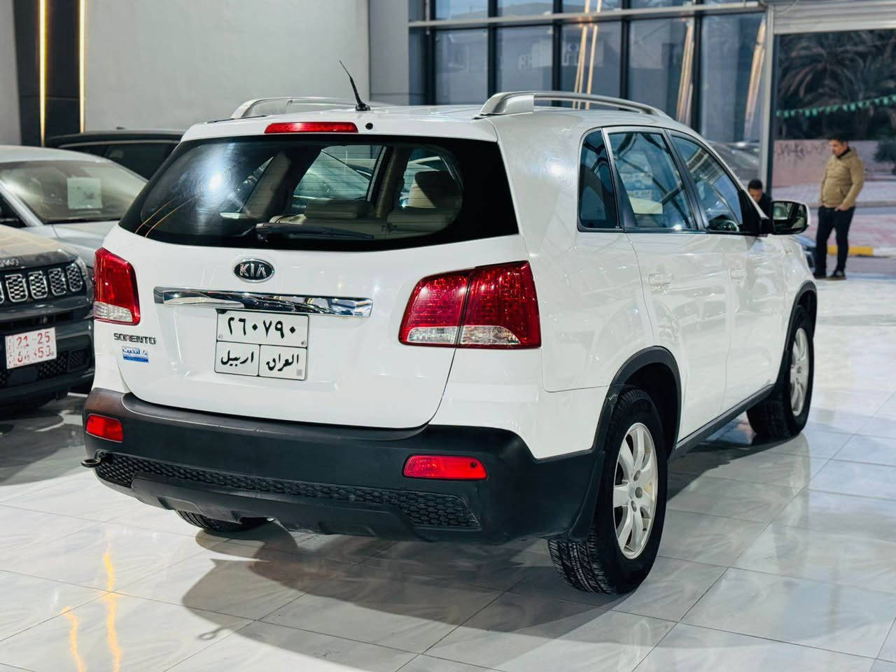 #السلام عليكم…
للبيع كيا سورنتو 2012 خليجي
مكفولة كفالة عامة من صبغ والحادث
فقط بيها بارد والسونار موجود
رقم أربيل سنوية  جديد ومنافذة
محرك 4 سلندر 2400 دوش مفتوح

🔰 🔰 السعر 144$$ 🔰 🔰
📞***********
العنوان ديالى/خانقين
7 راكب
داخل اصفر 
ويل كب 
علما سيارة جديده مابيها نقص خناقين, ديالى
