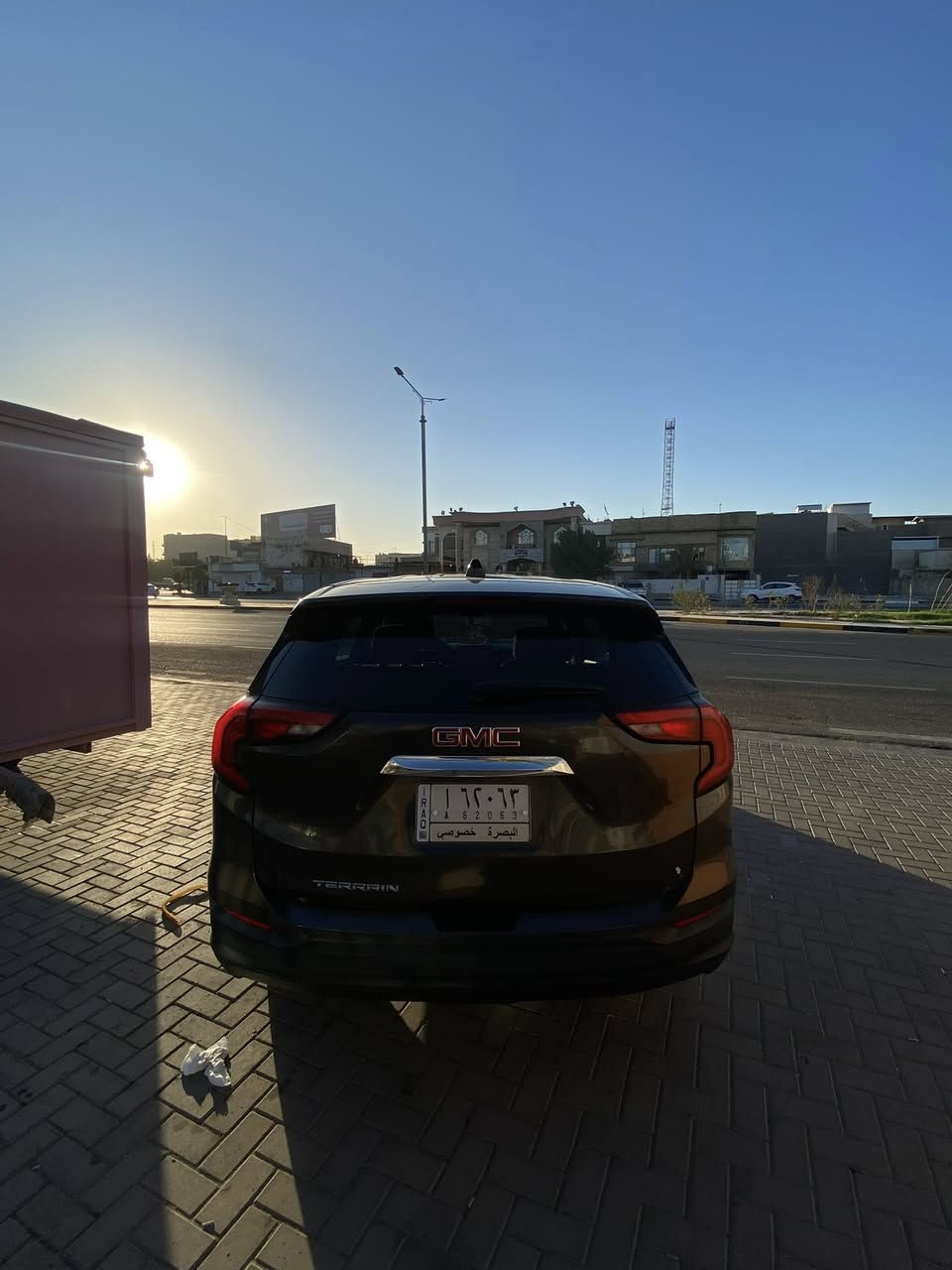 سياره جي ام سي تيران 2019
مثل ما موضح بل صور الحادث
مالتها
كلش بسيط
مكينتها 1500 تيربو
الرقم بصره التحويل ثاني يوم

مواصفات عاديه
صورة الحادث بل منشور تبديل
بنيد فقط
السياره بصمه
طخه بسيطه بل صندوق
والبنيد جارد
وشوي من التكمه الي يم السايق
جارده

السياره يحتاجلها بوليش وترتيبات
بسيطه
السعر 140 ورقه وبيها مجال
العنوان البصره حي الخضراء قرب
مستشفى النفط
الرقم ***********
